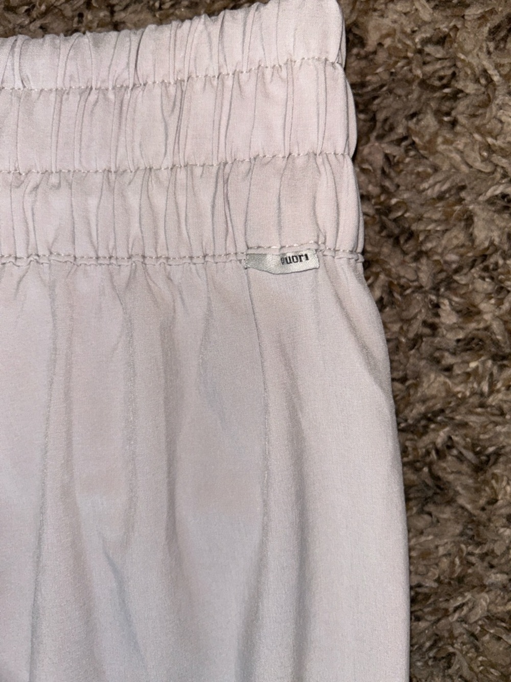 Vuori Villa Cargo Jogger in Suede Women’s Small - Picture 4 of 5